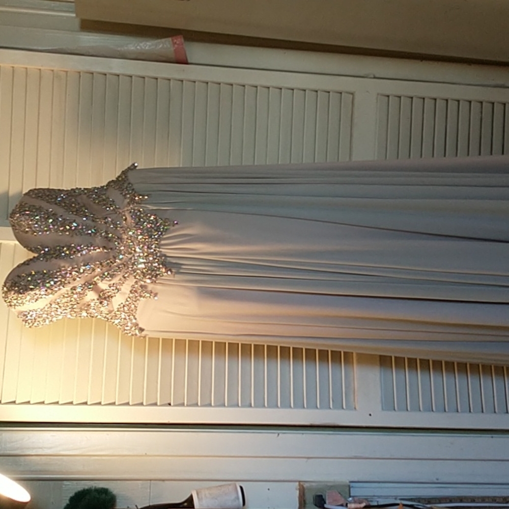 NWT Glamour by Terani strapless evening gown pink gray ombre size 2 glass stones